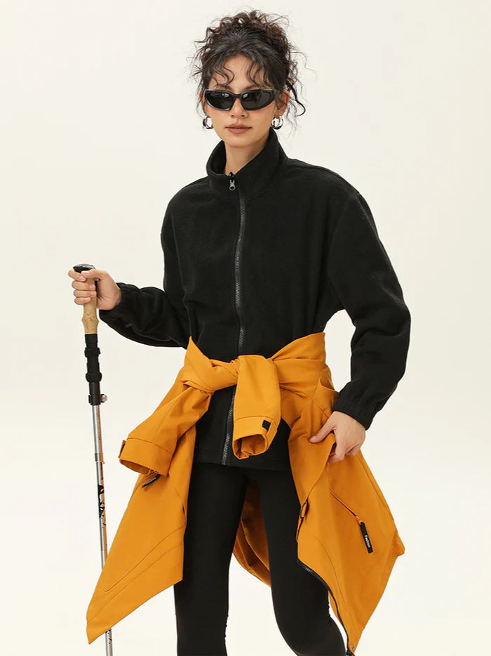 Kurtka uniwersalna z kapturem i oversize'owym krojem