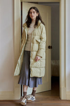 Damska zimowa kurtka puchowa z długim golfem