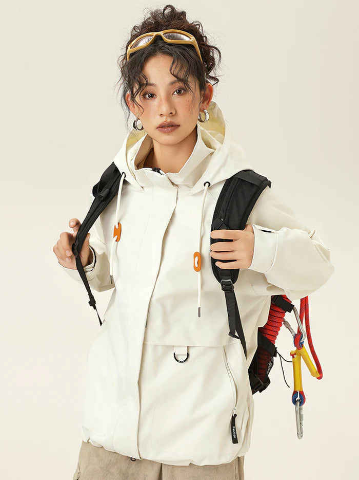 Kurtka uniwersalna z kapturem i oversize'owym krojem