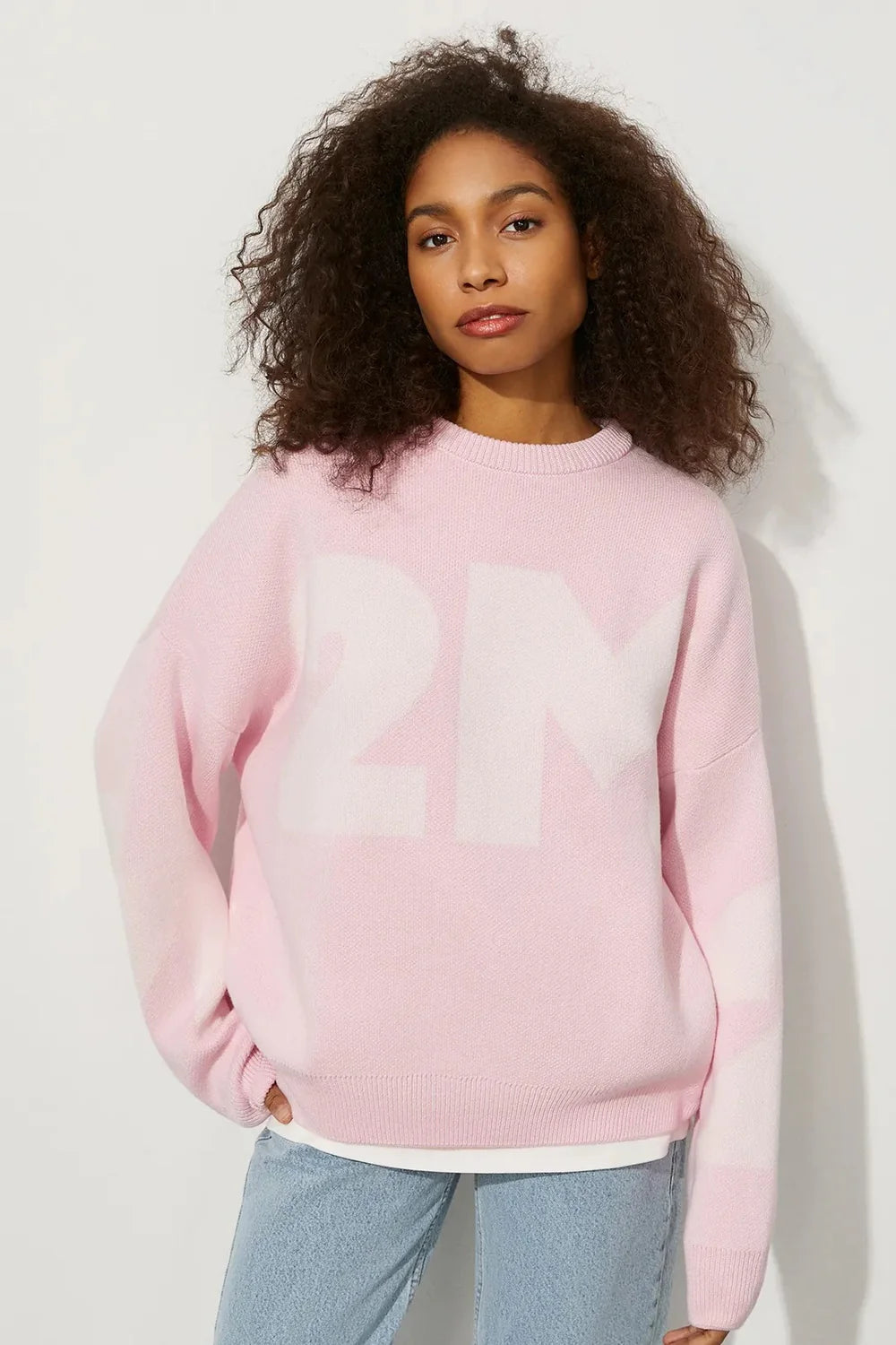 Damski sweter oversize z grafiką