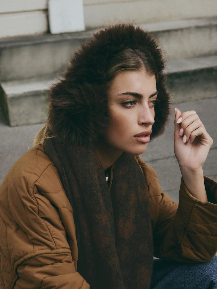 Ciemnobrązowe nauszniki ze sztucznego futra