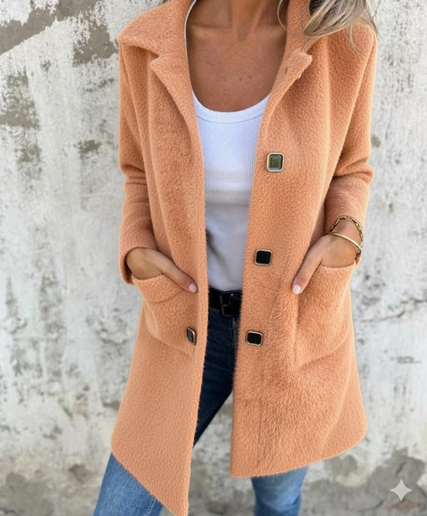 Aurine Classic – Wełniany płaszcz o eleganckim kroju z szerokim kołnierzem