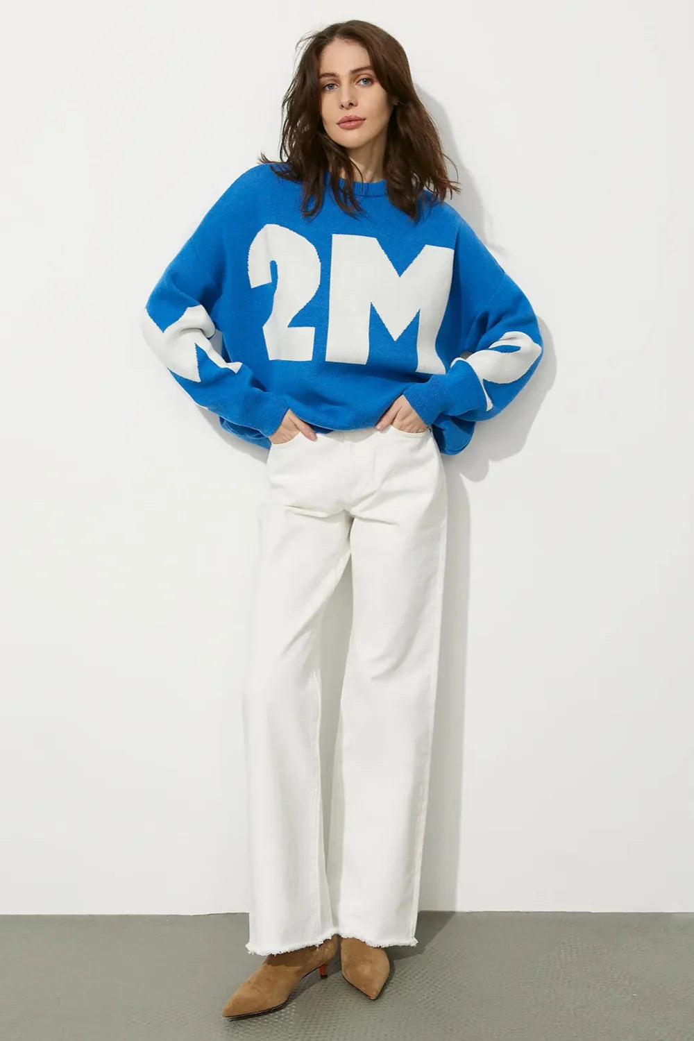 Damski sweter oversize z grafiką