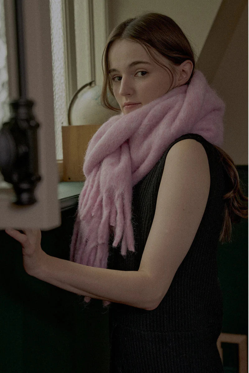 Przytulny, miękki, puszysty szalik