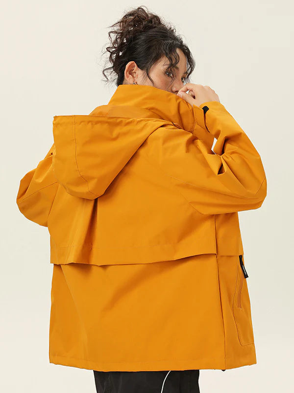 Kurtka uniwersalna z kapturem i oversize'owym krojem